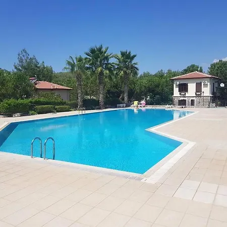 Fethiyede Muekemmel Tatilin Adres * Олудениз